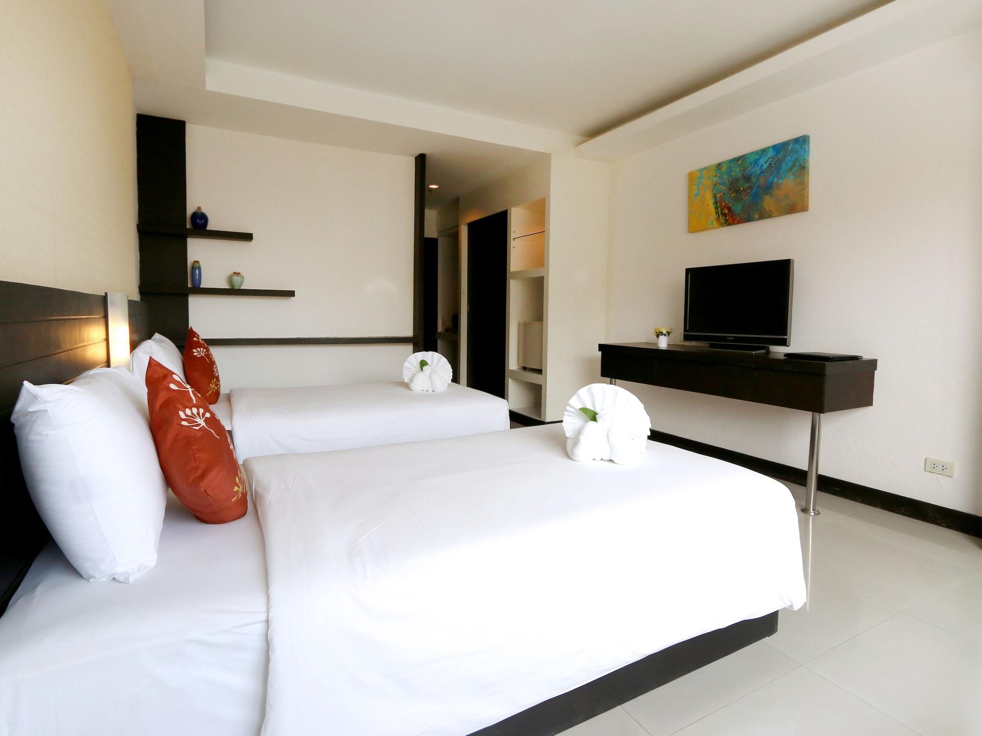Baron Beach Hotel Pattaya Exteriör bild