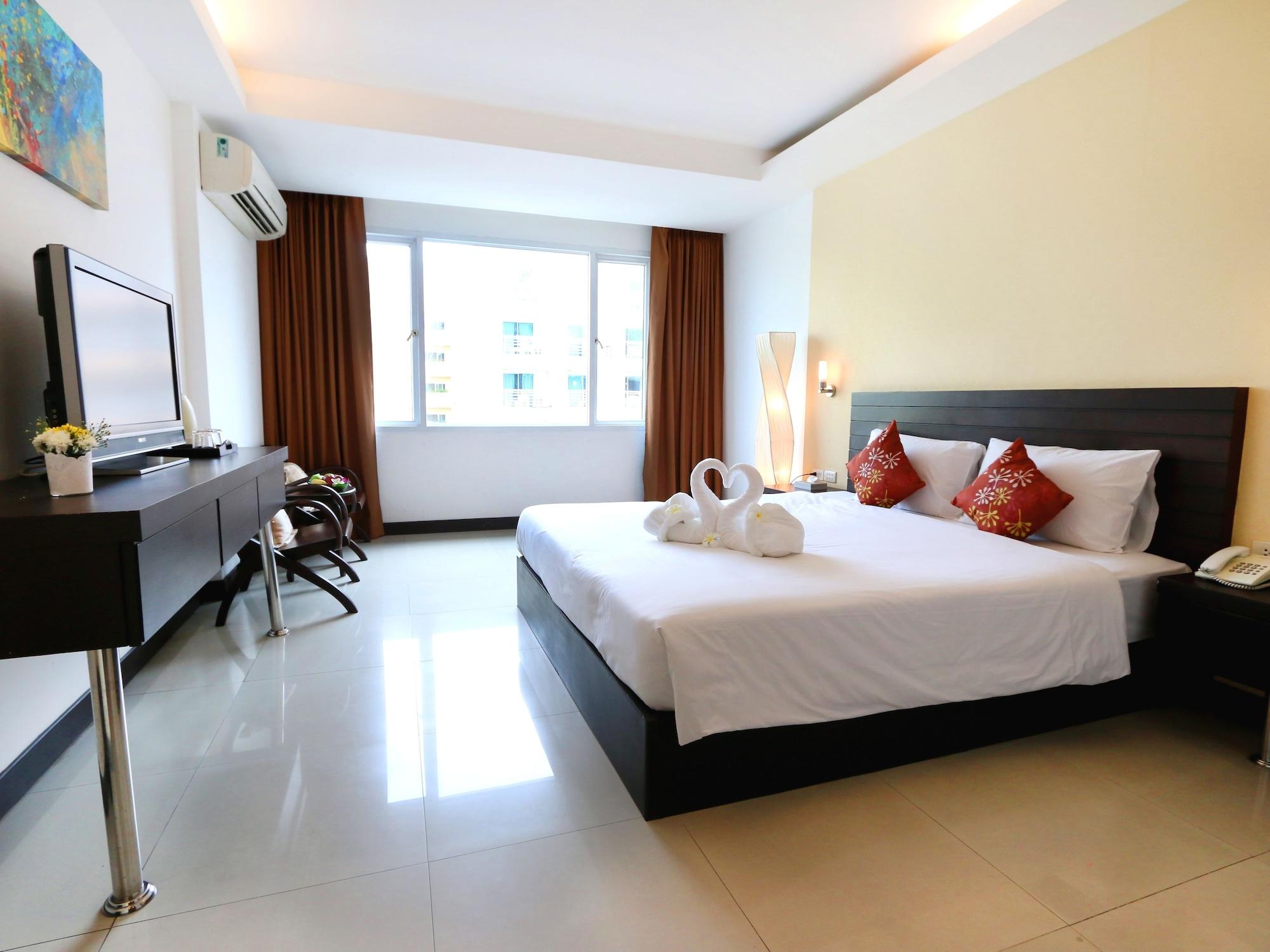 Baron Beach Hotel Pattaya Exteriör bild