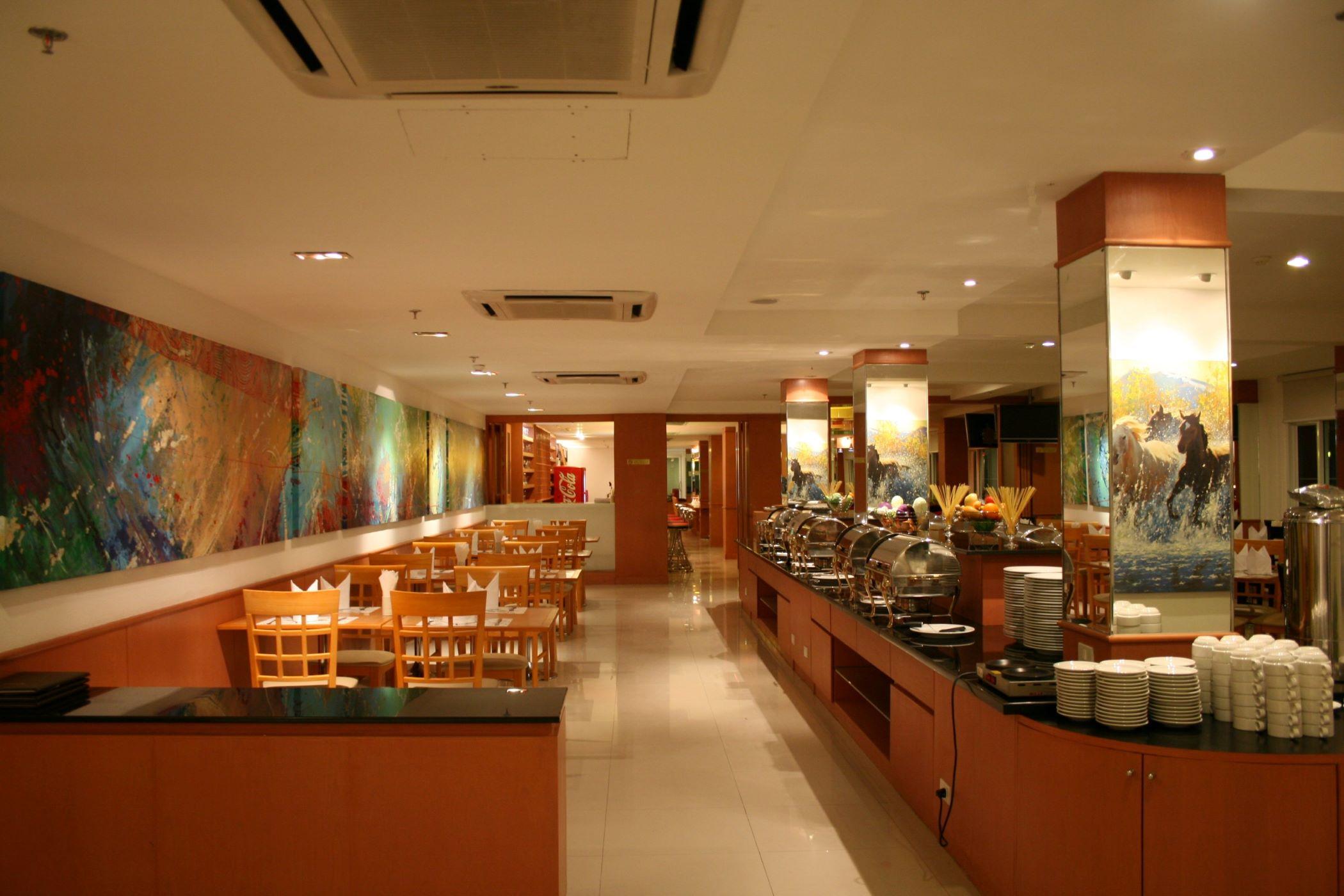 Baron Beach Hotel Pattaya Exteriör bild